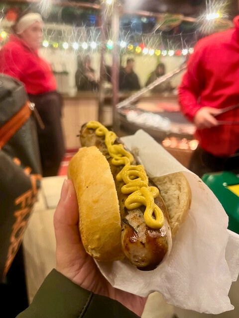 Bratwurst with mustard Bratwurst with mustard