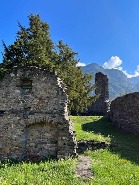 Grapplang Castle ruins Grapplang Castle ruins