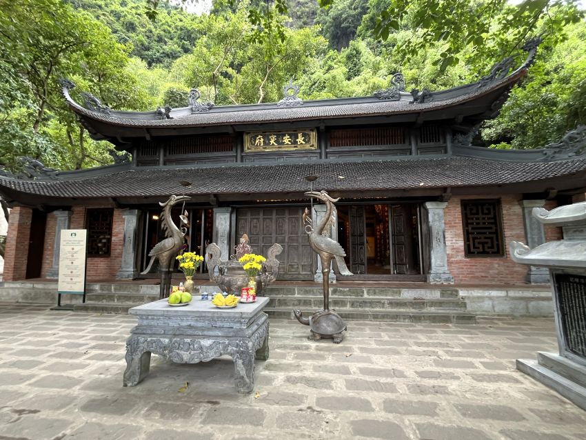 Temple in Trang An complex
